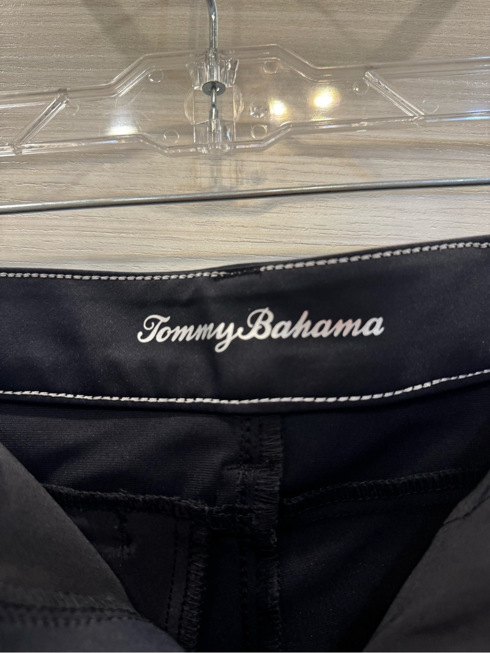 Tommy Bahama Kira Cay IslandZone Black Golf Bermuda Shorts Performance Stretch - Picture 3 of 7